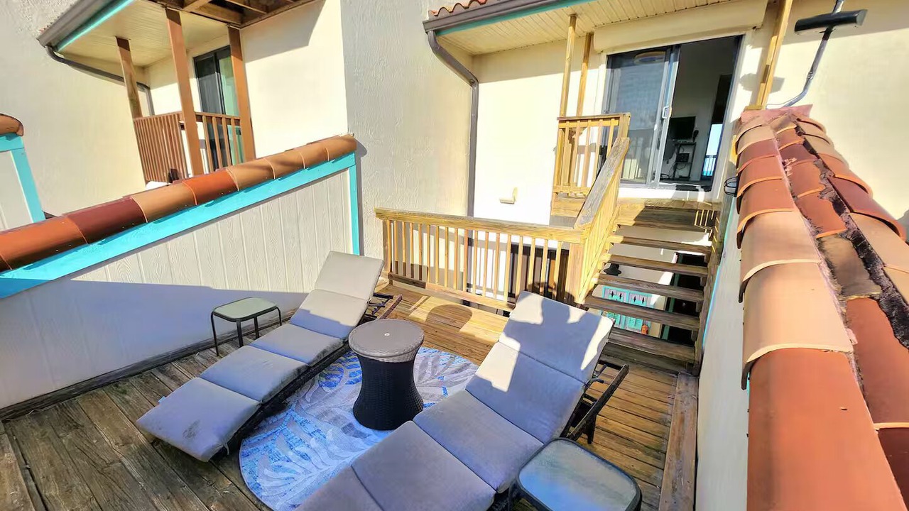 Photo of Patio Balcony in New Melbourne Beach