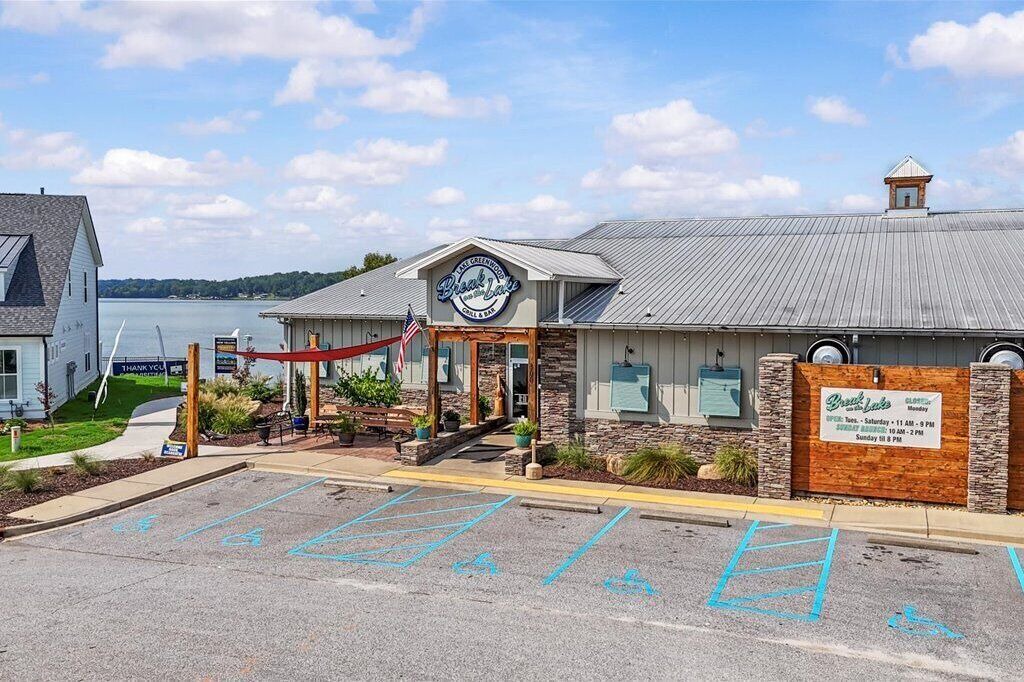 Photo of Outdoor in Greenwood