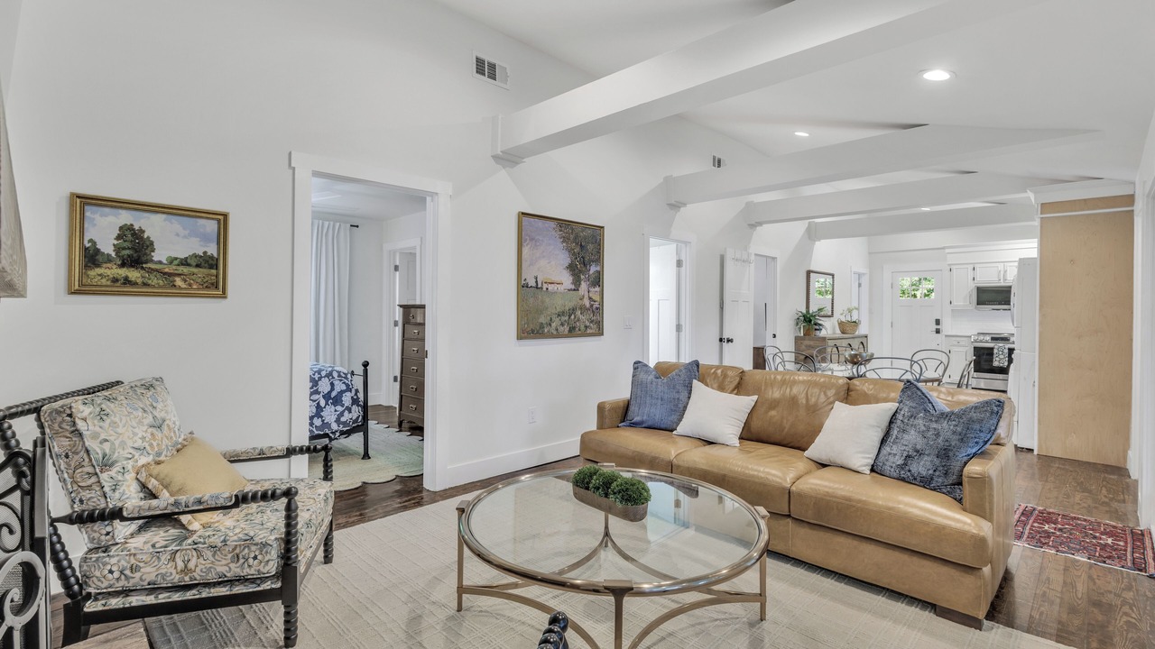 Photo of Livingroom in Olde Town