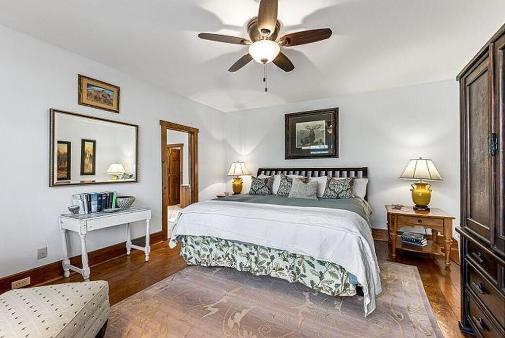 Photo of Bedroom in Lake Toxaway