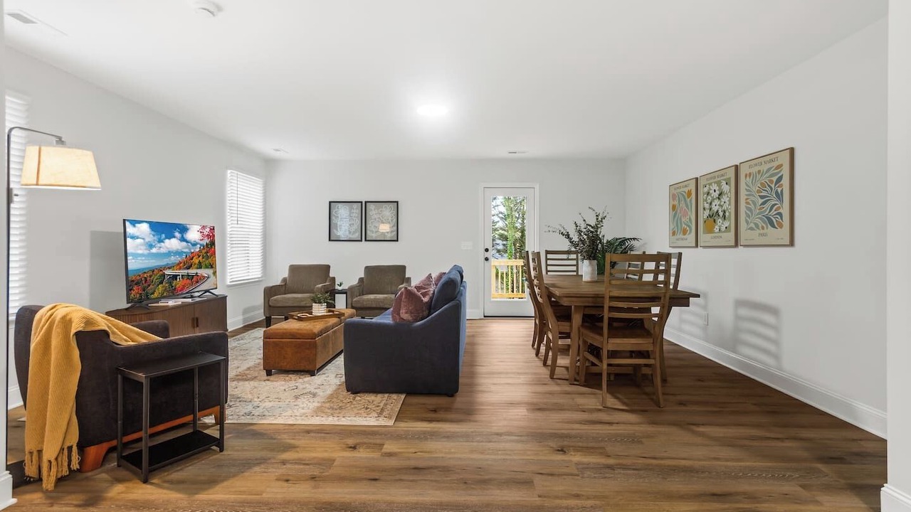 Photo of Bedroom in Taylors