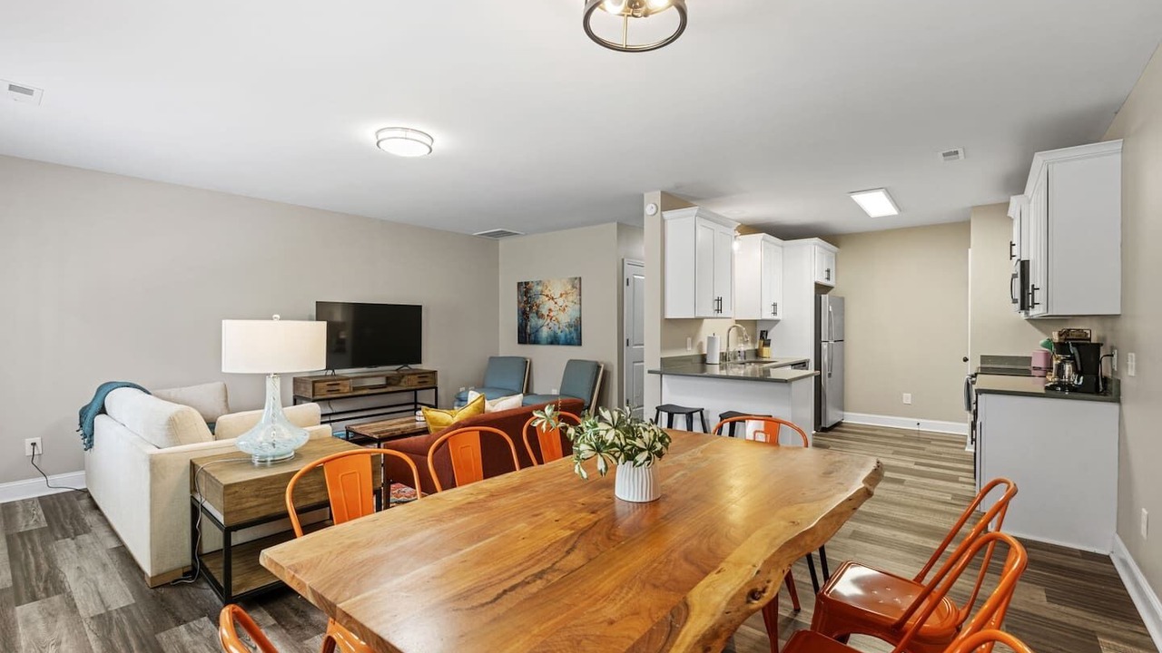 Photo of Livingroom in Taylors