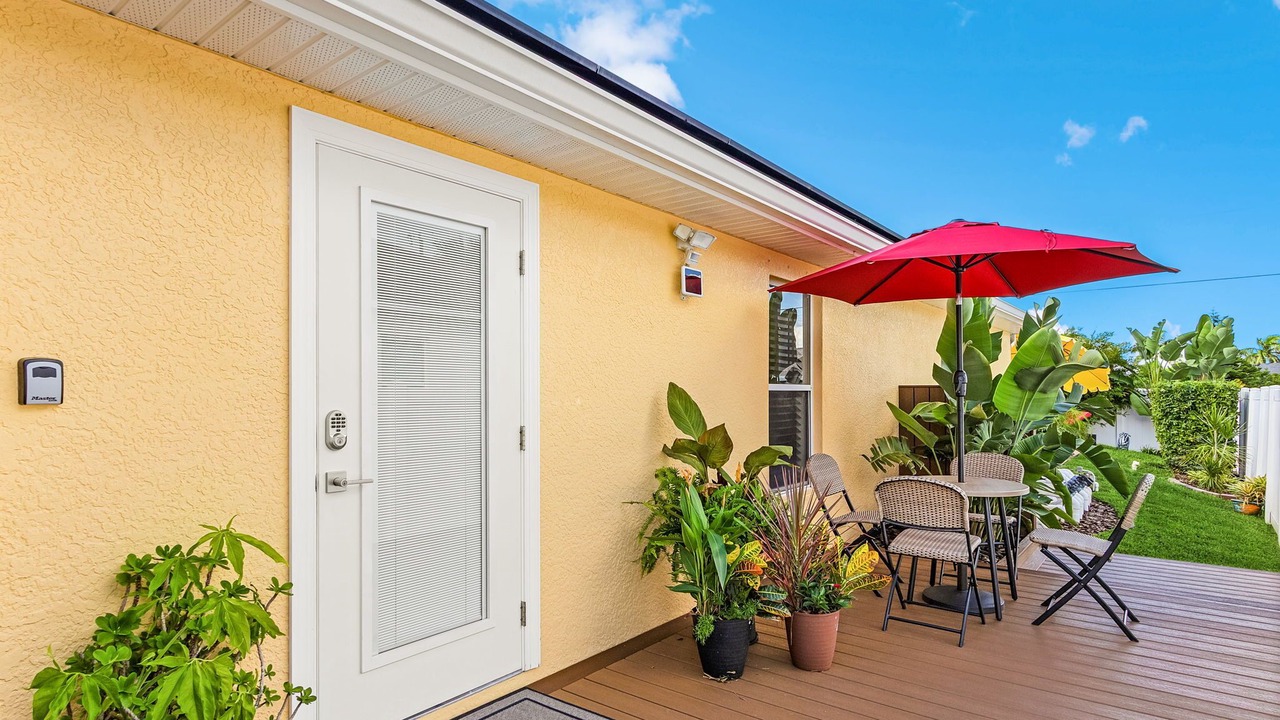 Photo of Patio Balcony in Trafalgar