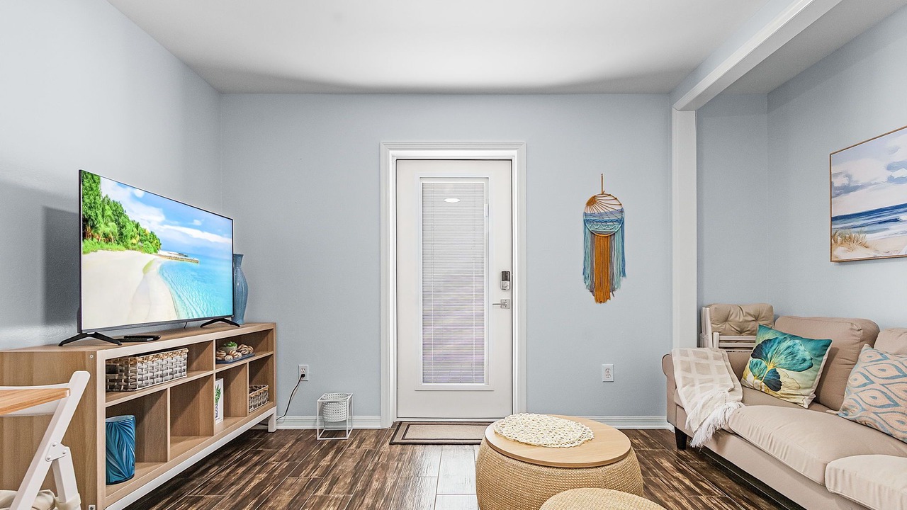 Photo of Livingroom in Trafalgar