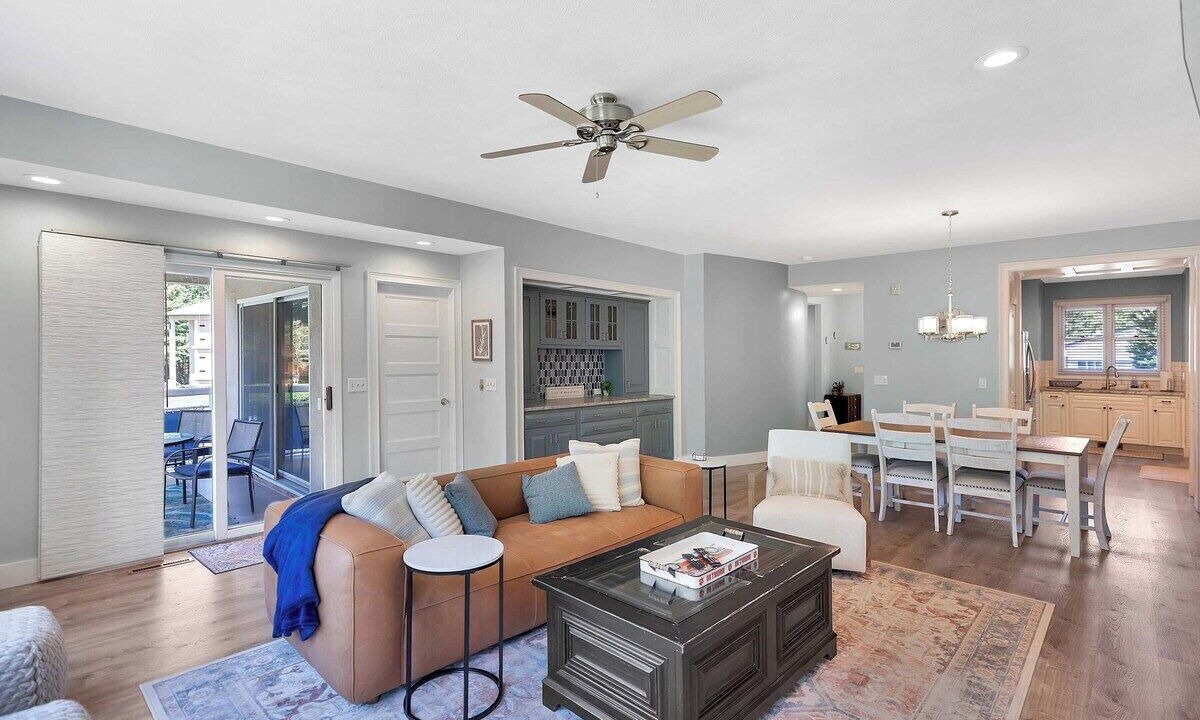 Photo of Livingroom in Salem