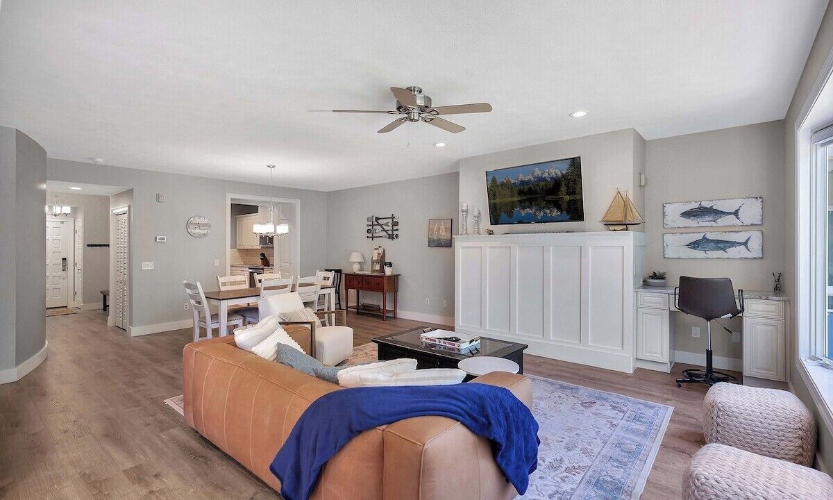 Photo of Livingroom in Salem