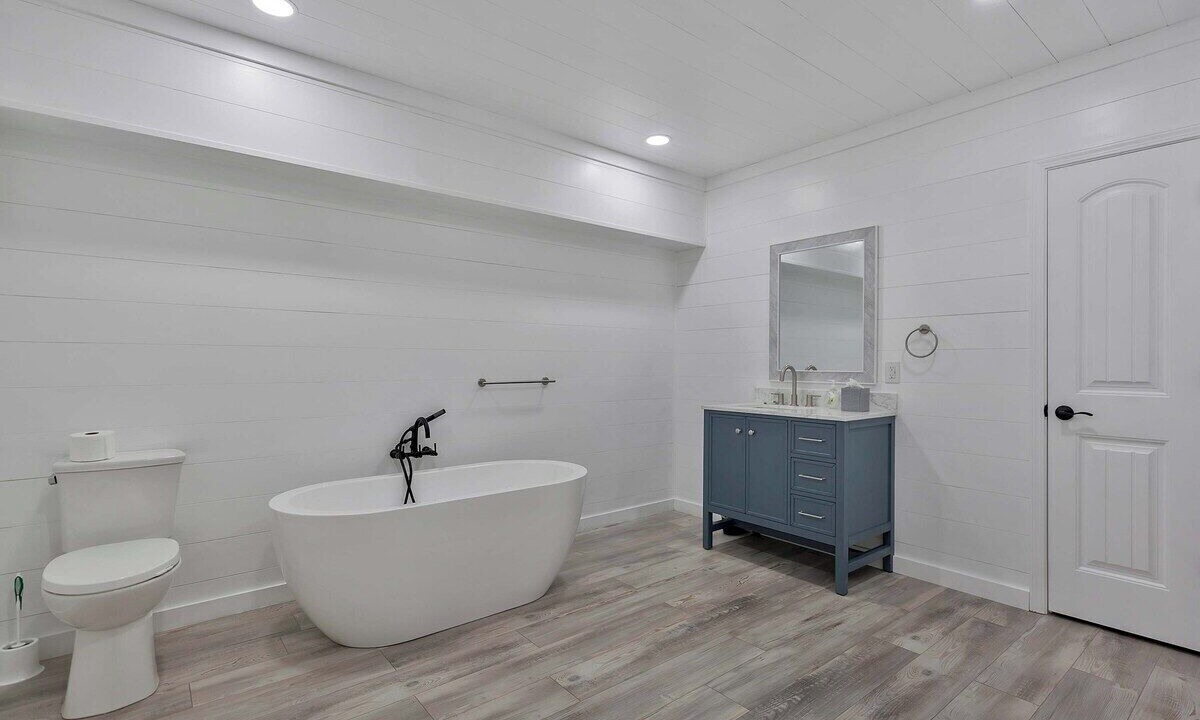 Photo of Bathroom in Salem
