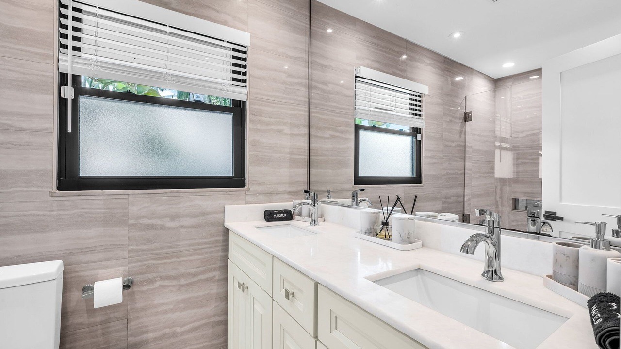 Photo of Bathroom in Lake Ida Shores