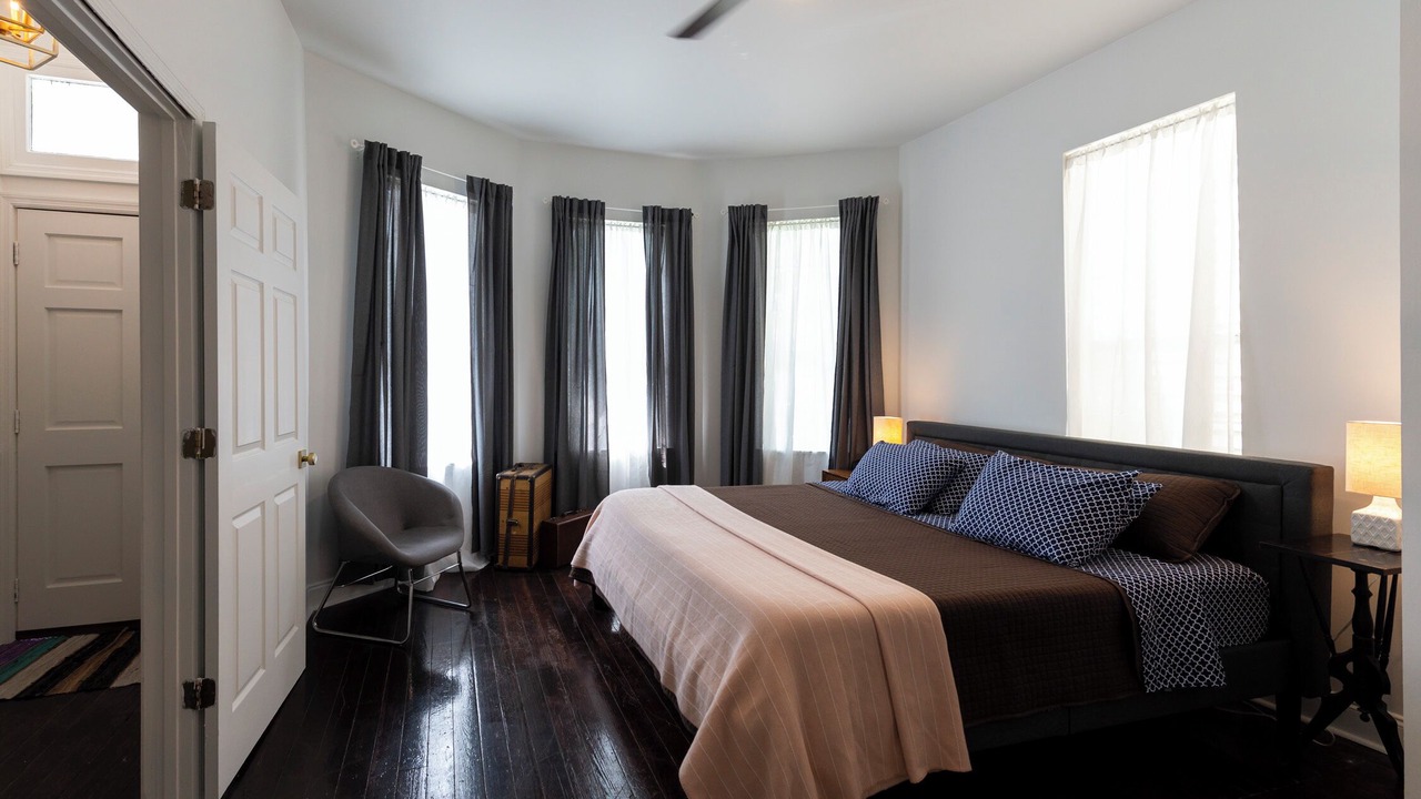 Photo of Bedroom in Thomas Square