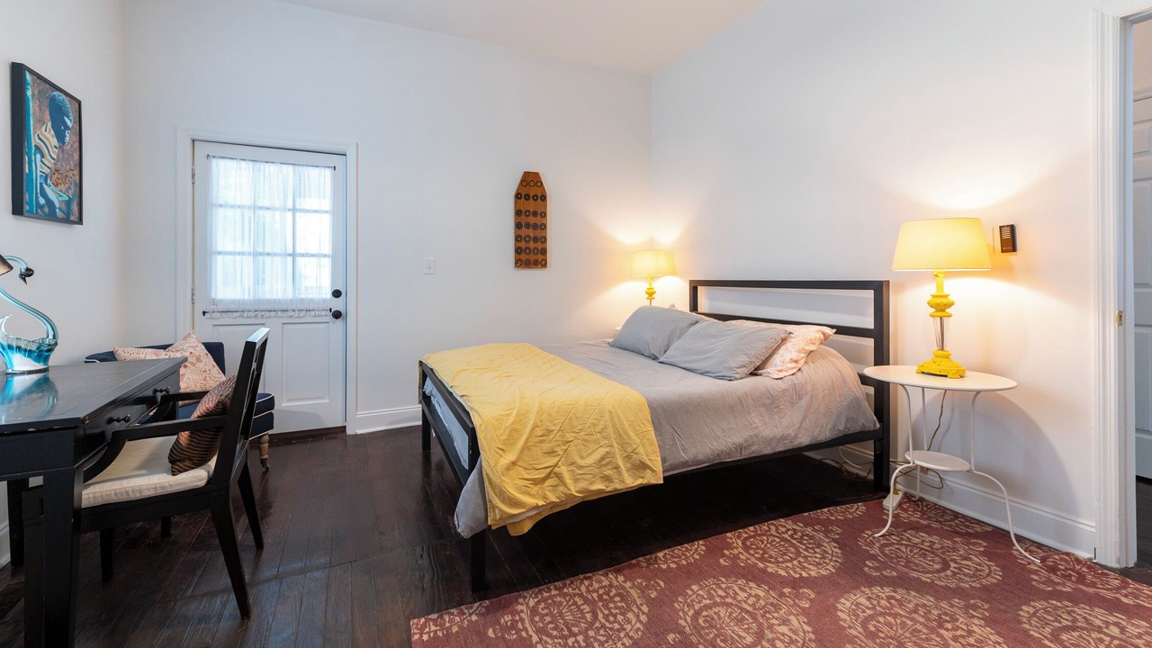 Photo of Bedroom in Thomas Square