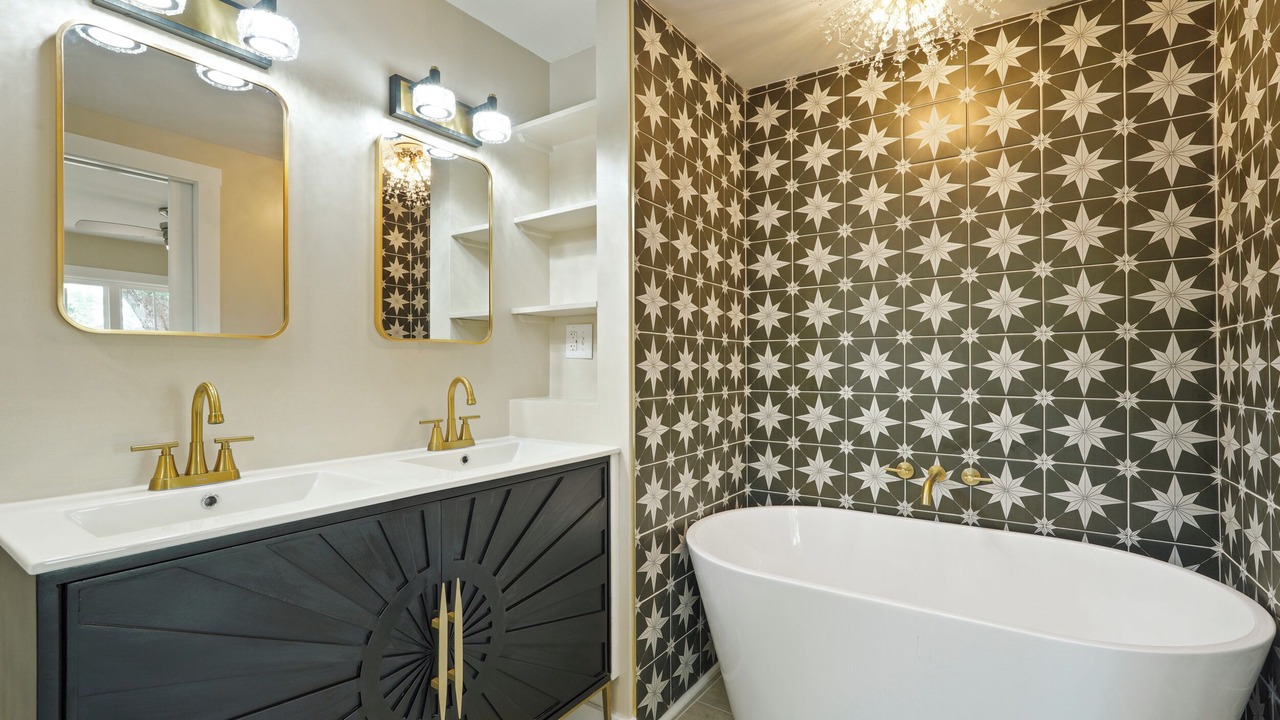 Photo of Bathroom in Pembroke