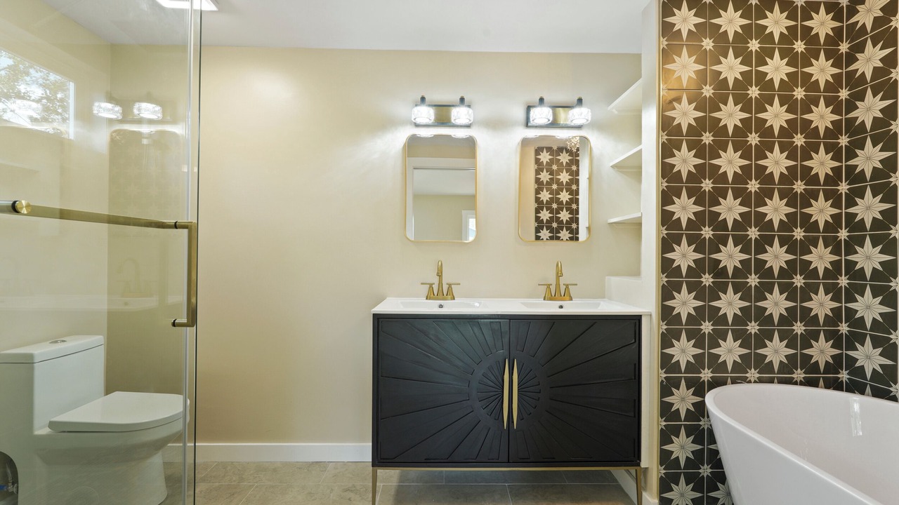 Photo of Bathroom in Pembroke