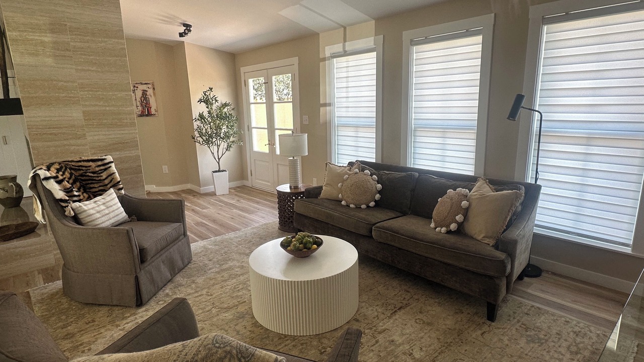 Photo of Livingroom in Pembroke