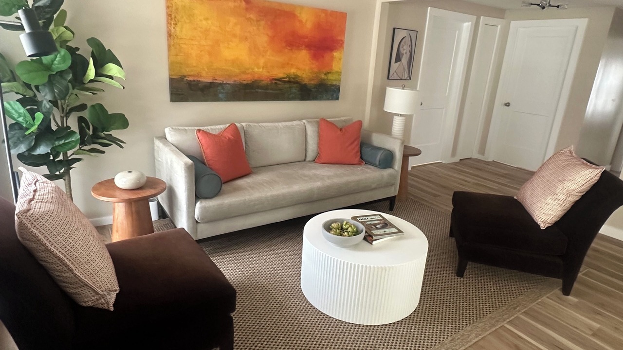 Photo of Livingroom in Pembroke