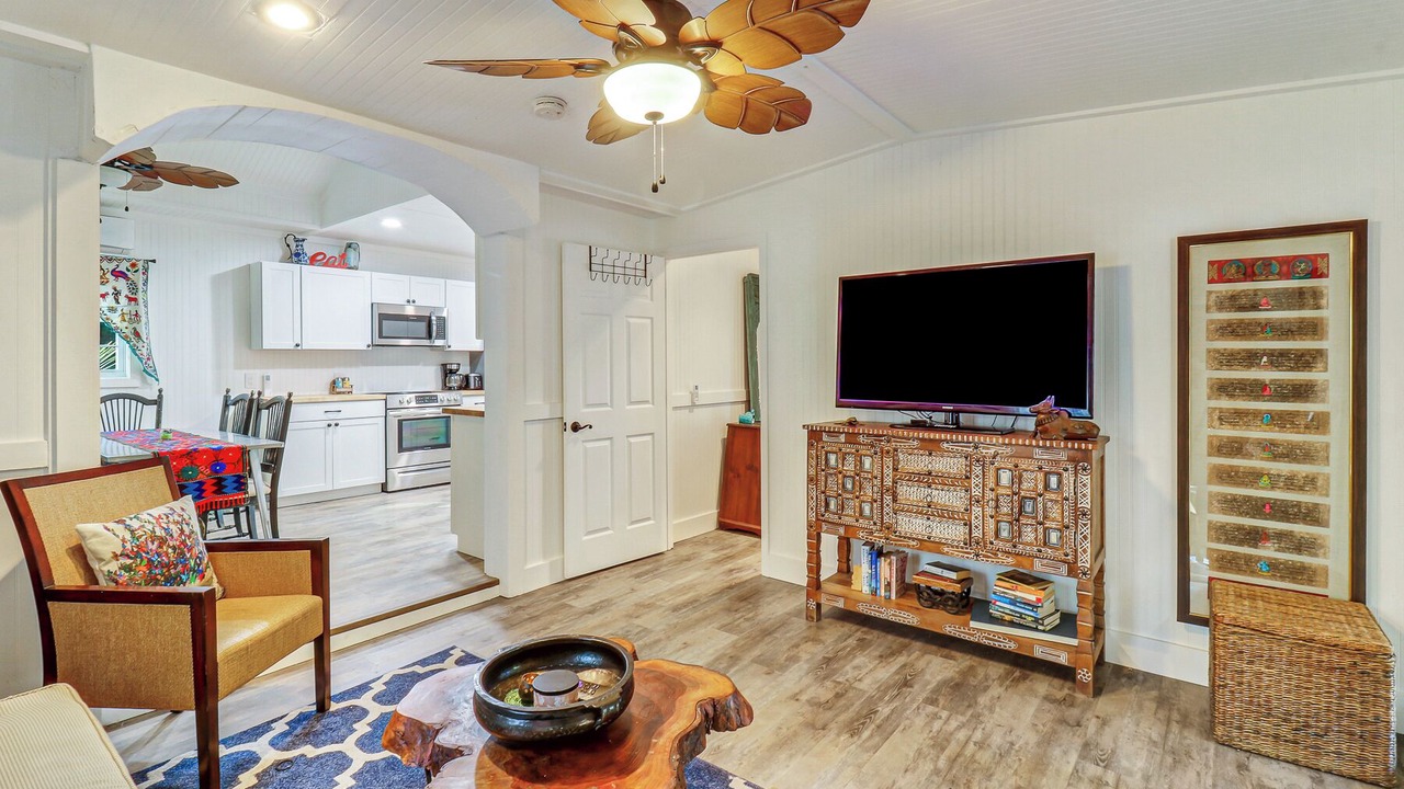 Photo of Livingroom in Melrose Plantation