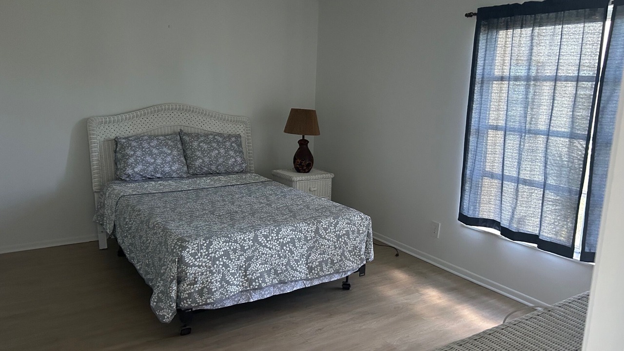 Photo of Bedroom in Lely Golf Estates