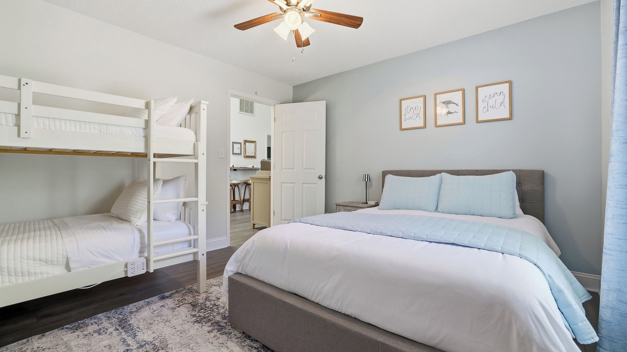 Photo of Bedroom in Conway