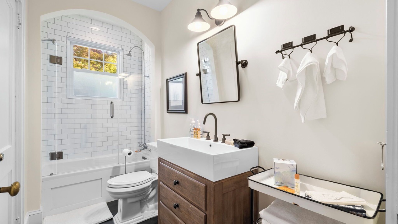 Photo of Bathroom in Greer