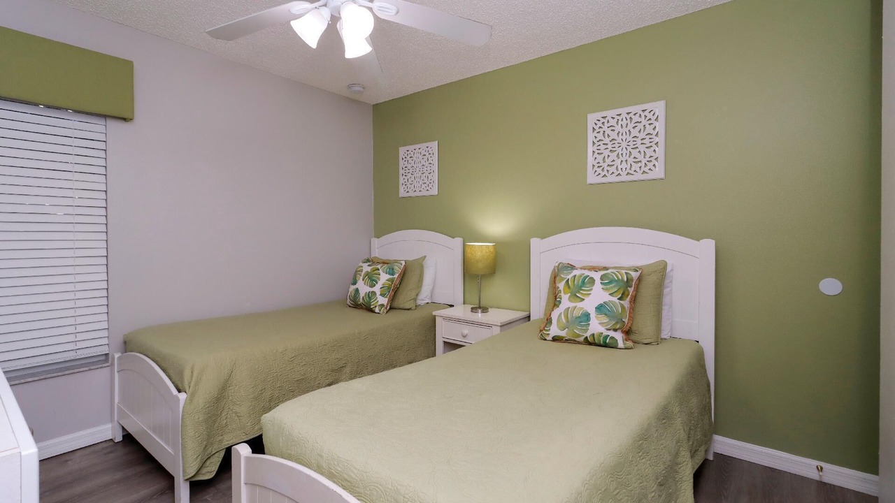 Photo of Bedroom in Seasons