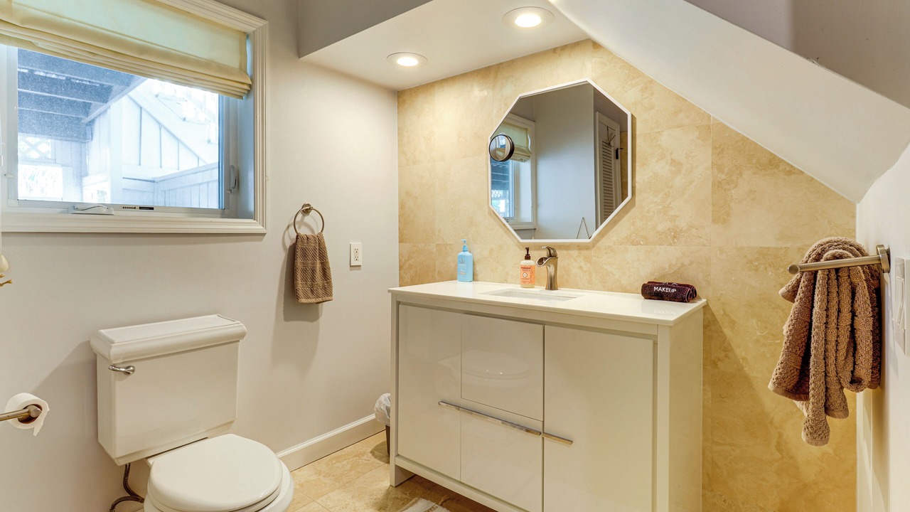 Photo of Bathroom in Summerplace