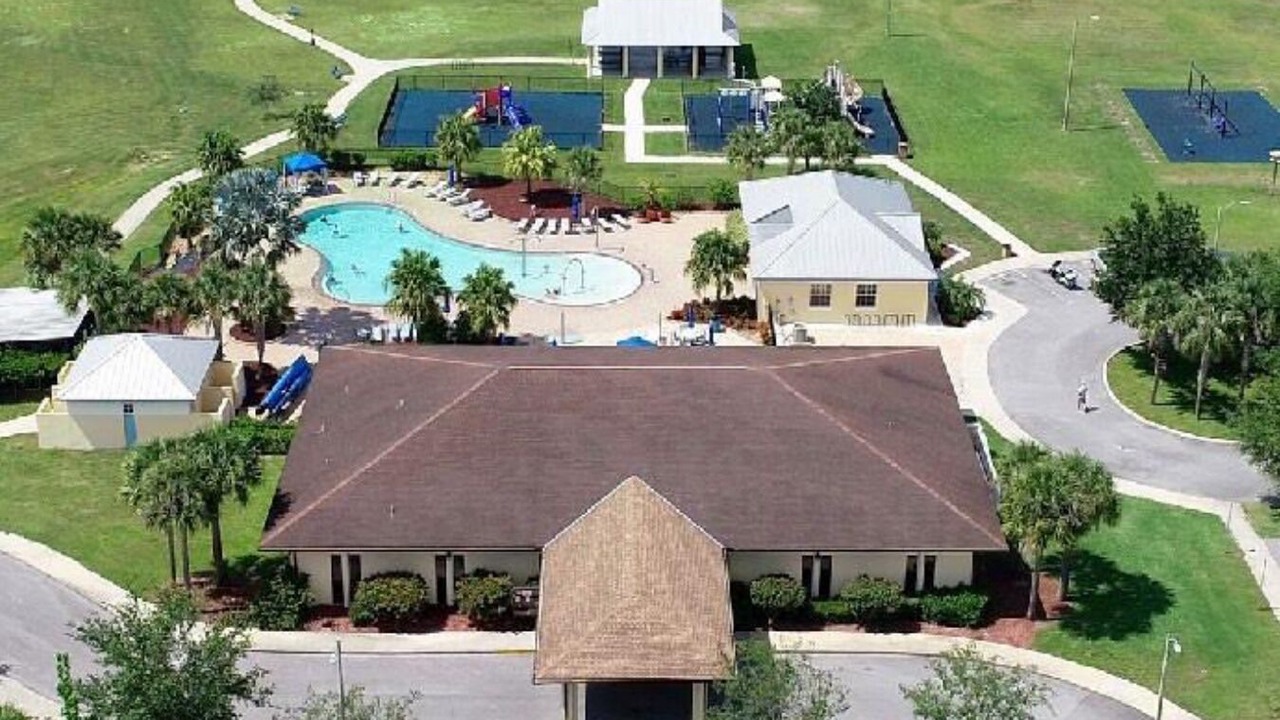 Photo of Outdoor in Sun 'N Lake