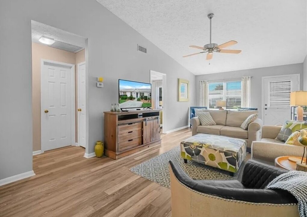 Photo of Livingroom in Sun 'N Lake