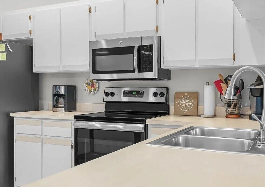 Photo of Kitchen in Sun 'N Lake