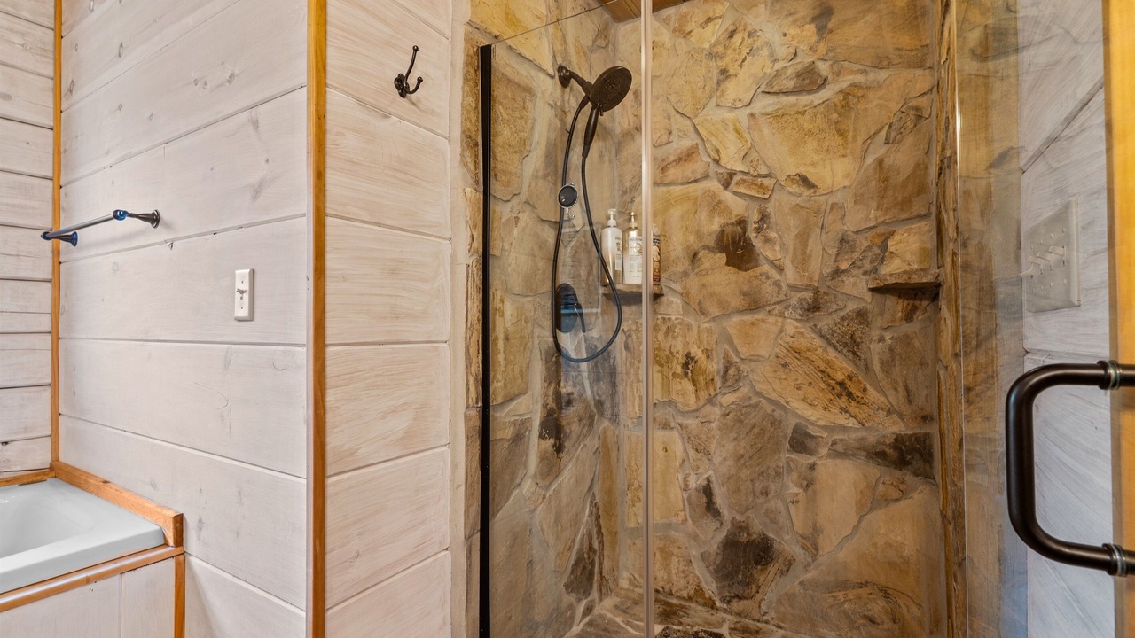 Photo of Bathroom in Seneca
