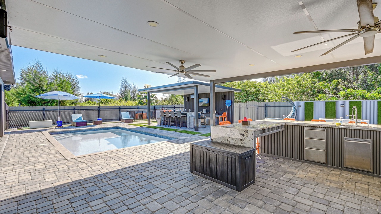Photo of Outdoor in Mariner