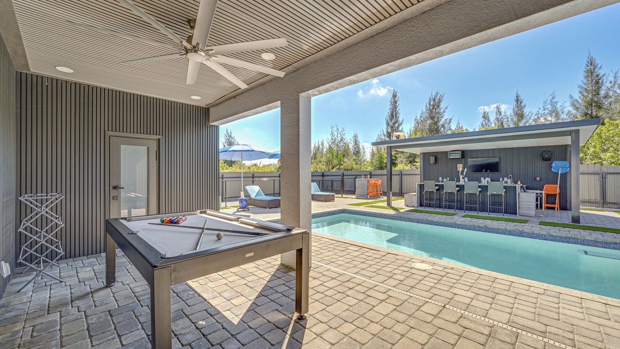 Photo of Outdoor in Mariner