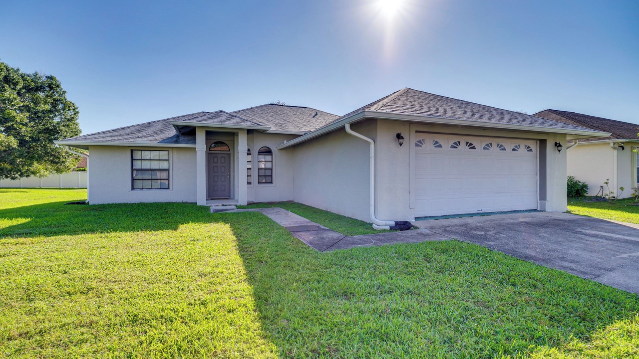Photo of Outdoor in Palm Bay
