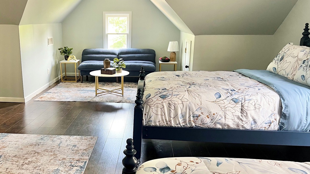 Photo of Bedroom in Dacula