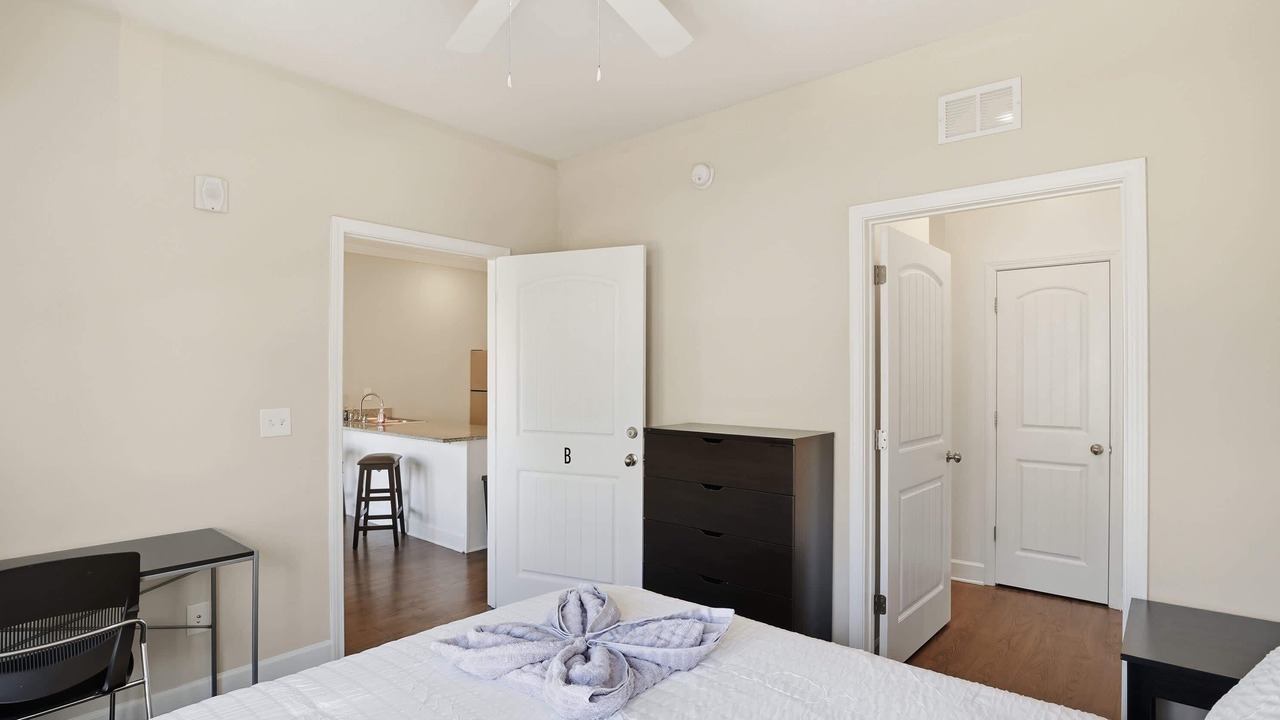 Photo of Bedroom in Central