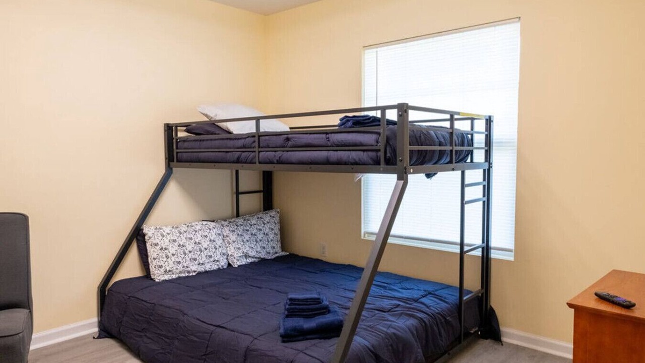 Photo of Bedroom in Westside