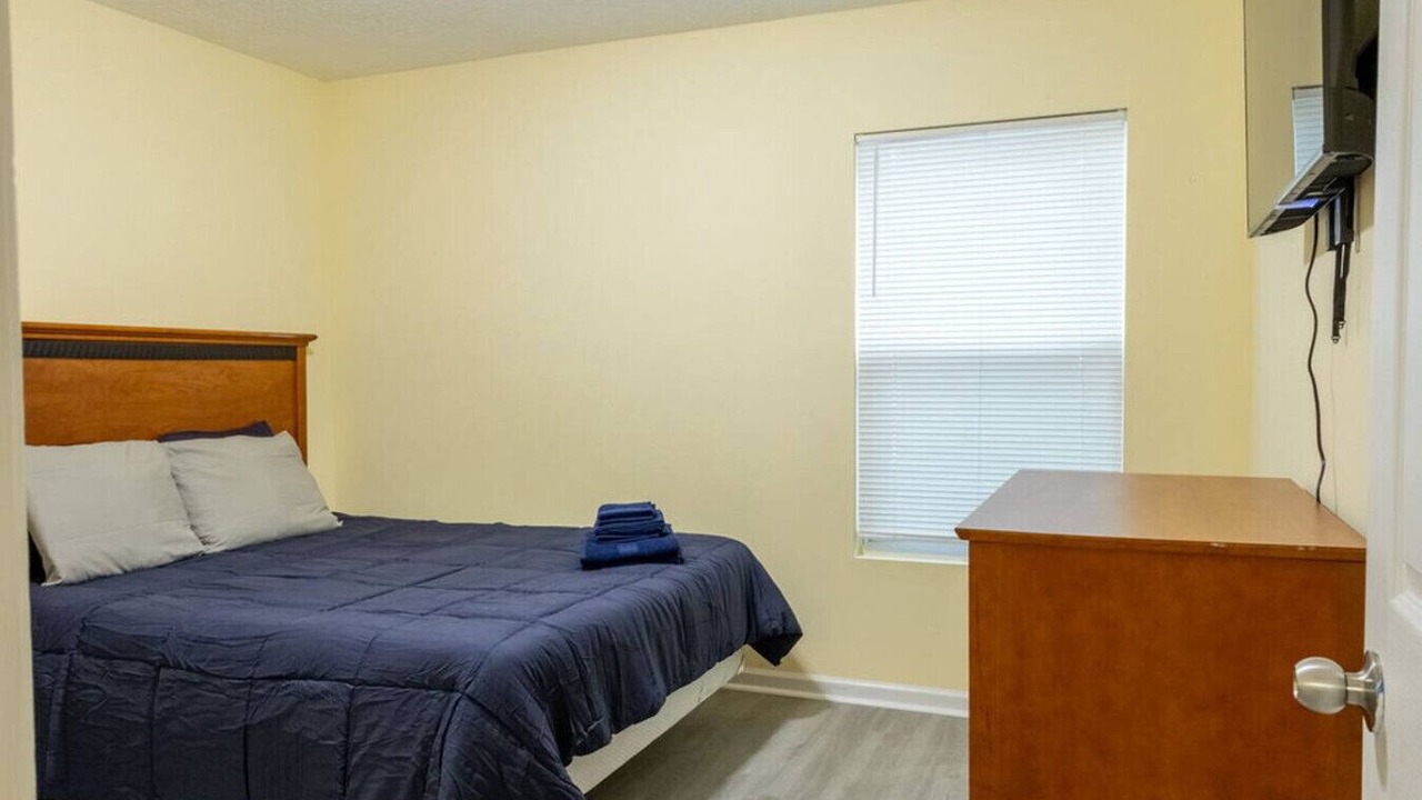Photo of Bedroom in Westside