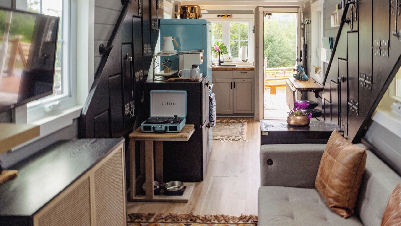 Photo of Livingroom in Cullowhee