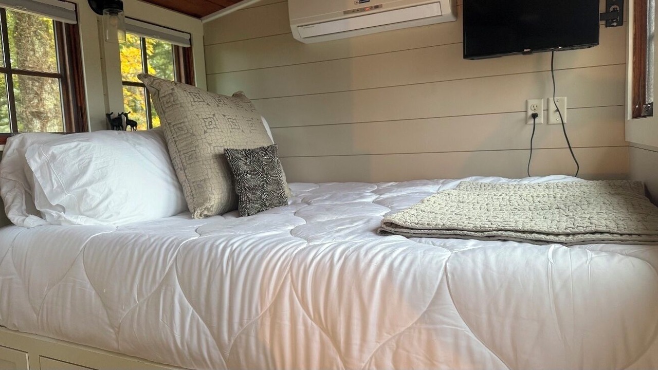 Photo of Bedroom in Cullowhee