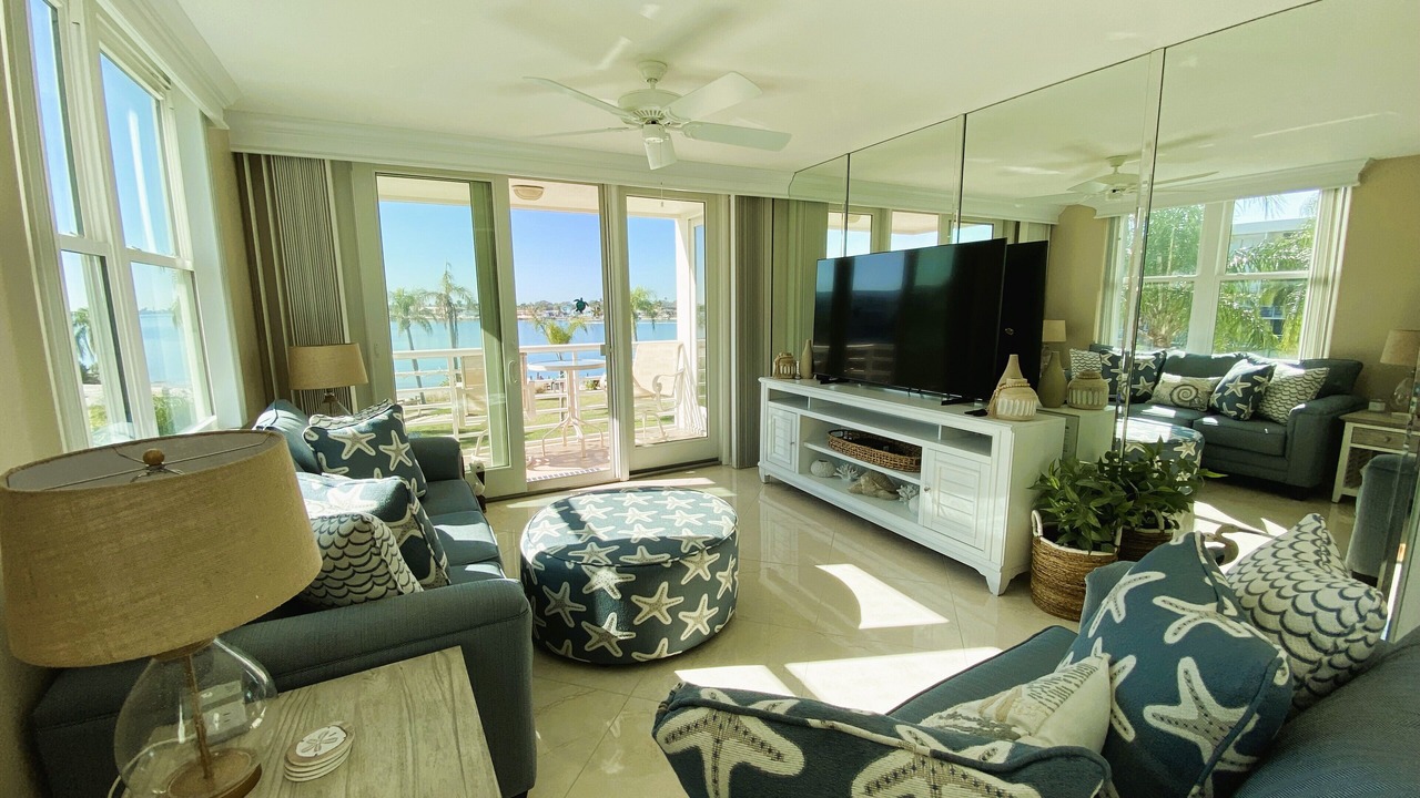 Photo of Livingroom in St. Petersburg
