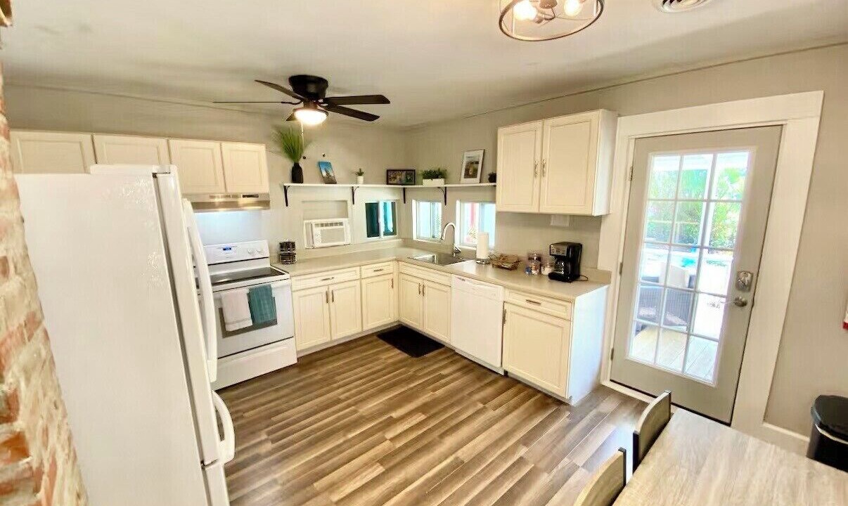 Photo of Kitchen in Port Royal
