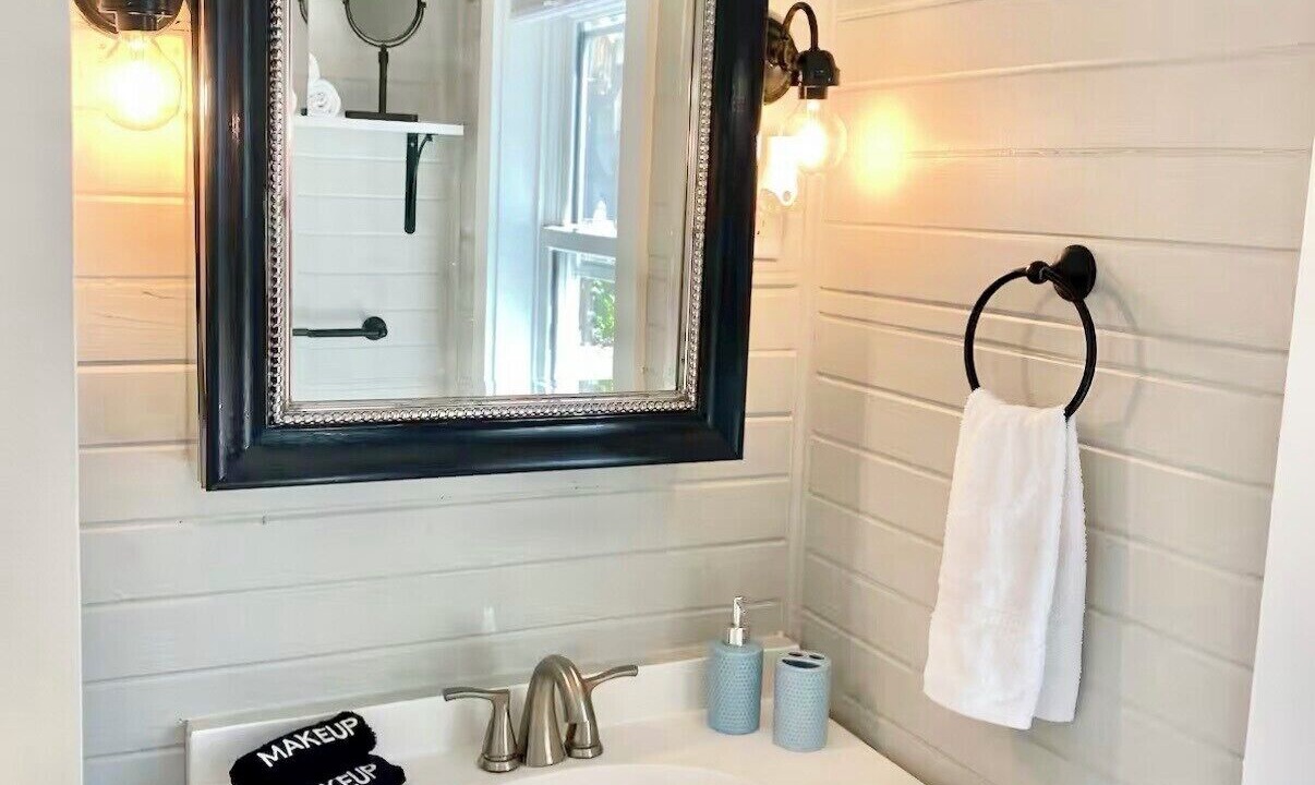 Photo of Bathroom in Port Royal