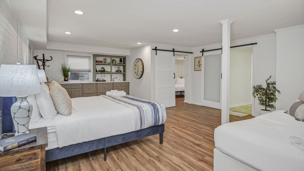 Photo of Bedroom in Forest Acres