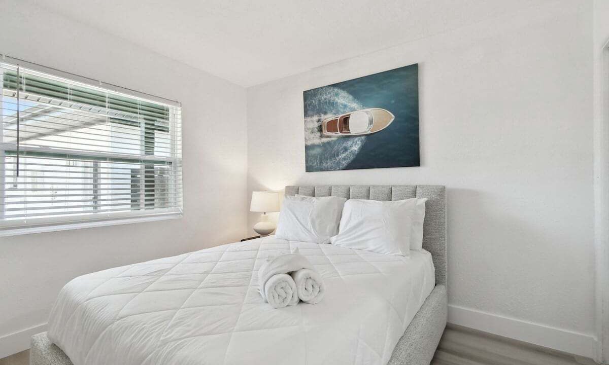 Photo of Bedroom in Treasure Island
