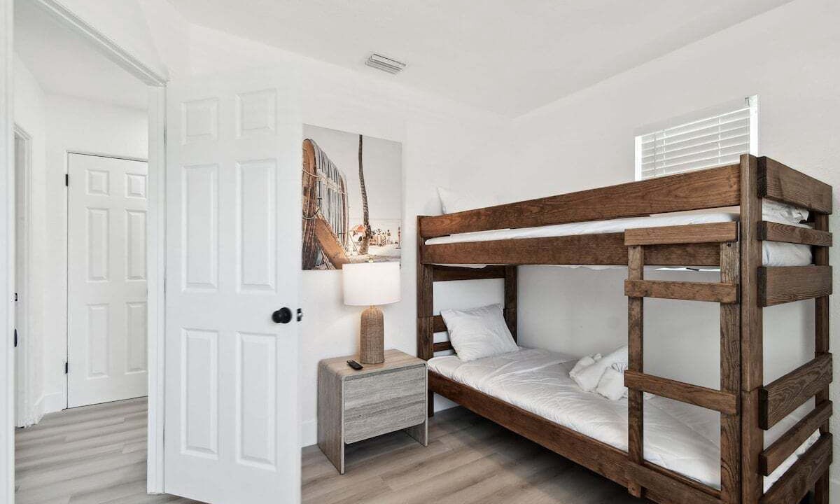 Photo of Bedroom in Treasure Island