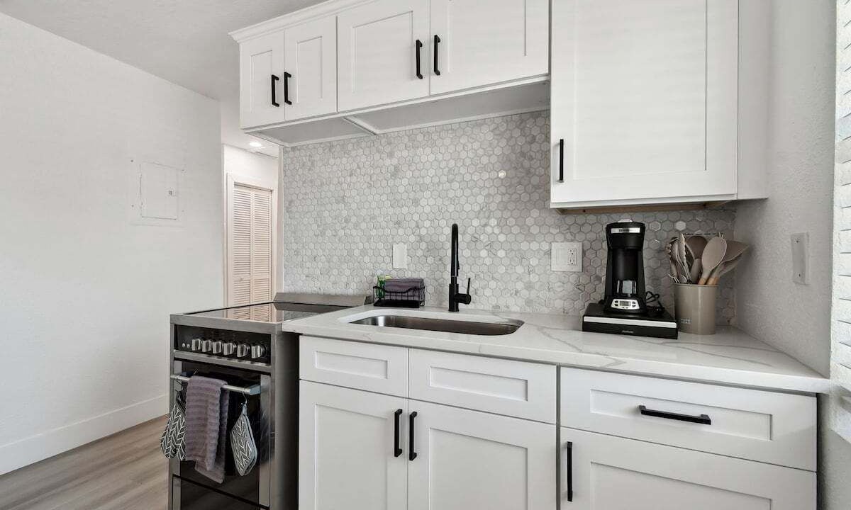 Photo of Kitchen in Treasure Island