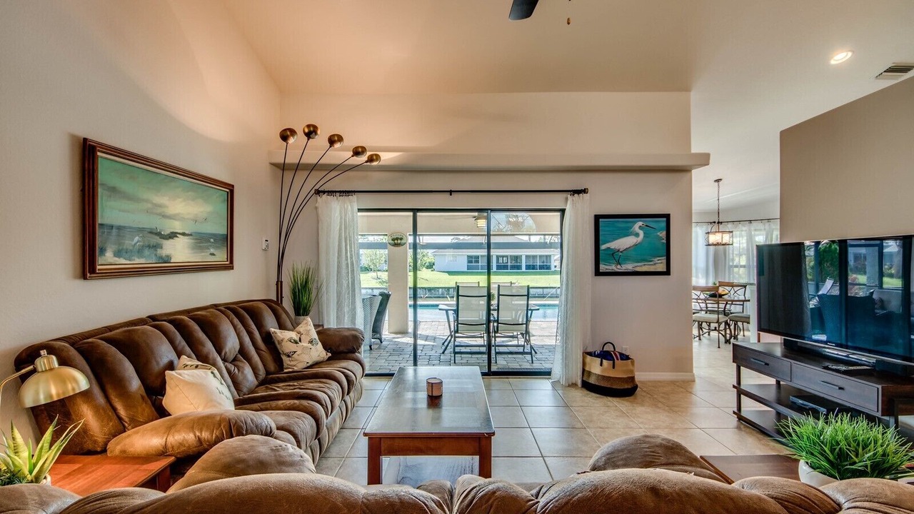 Photo of Livingroom in Trafalgar