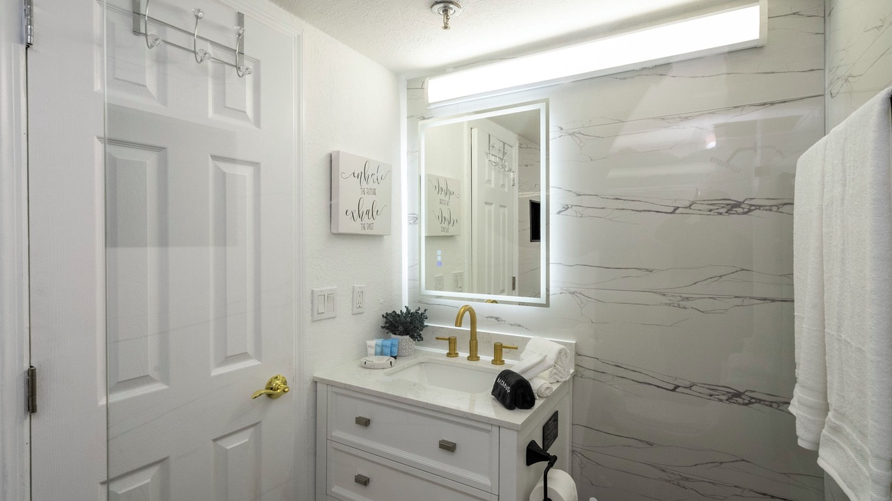 Photo of Bathroom in Florida Center