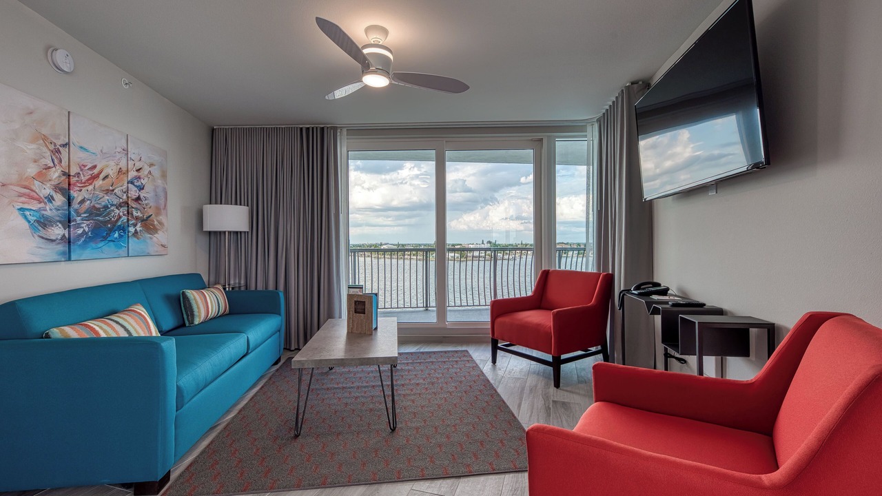 Photo of Livingroom in Treasure Island