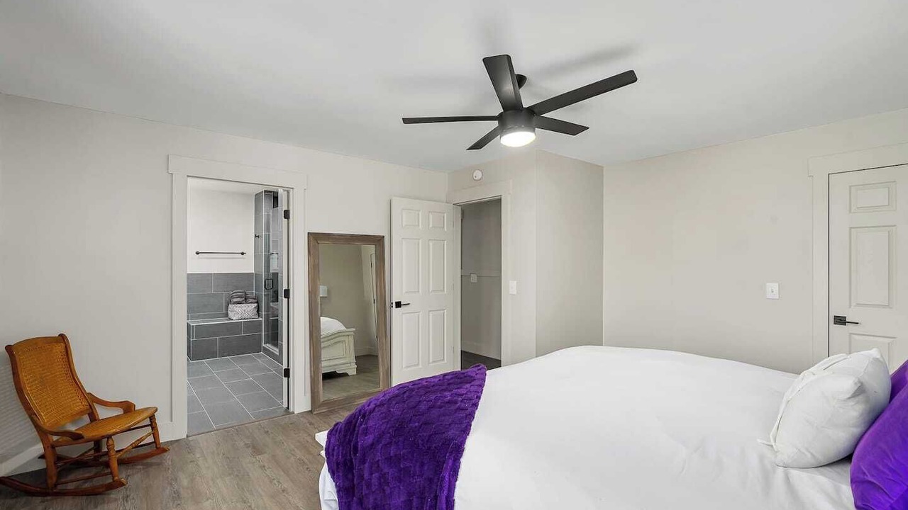 Photo of Bedroom in Seneca