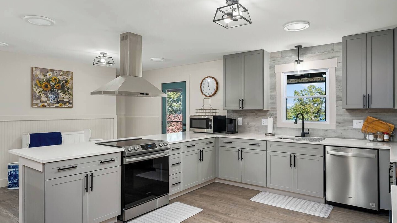 Photo of Kitchen in Seneca