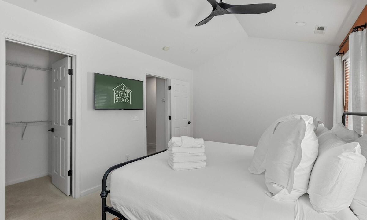 Photo of Bedroom in Charleston
